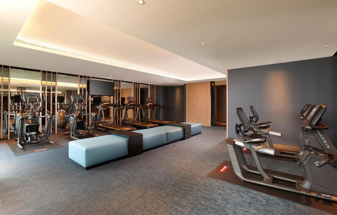 Cozzi Blu Hotel Csungli Kültér fotó The gym at the hotel